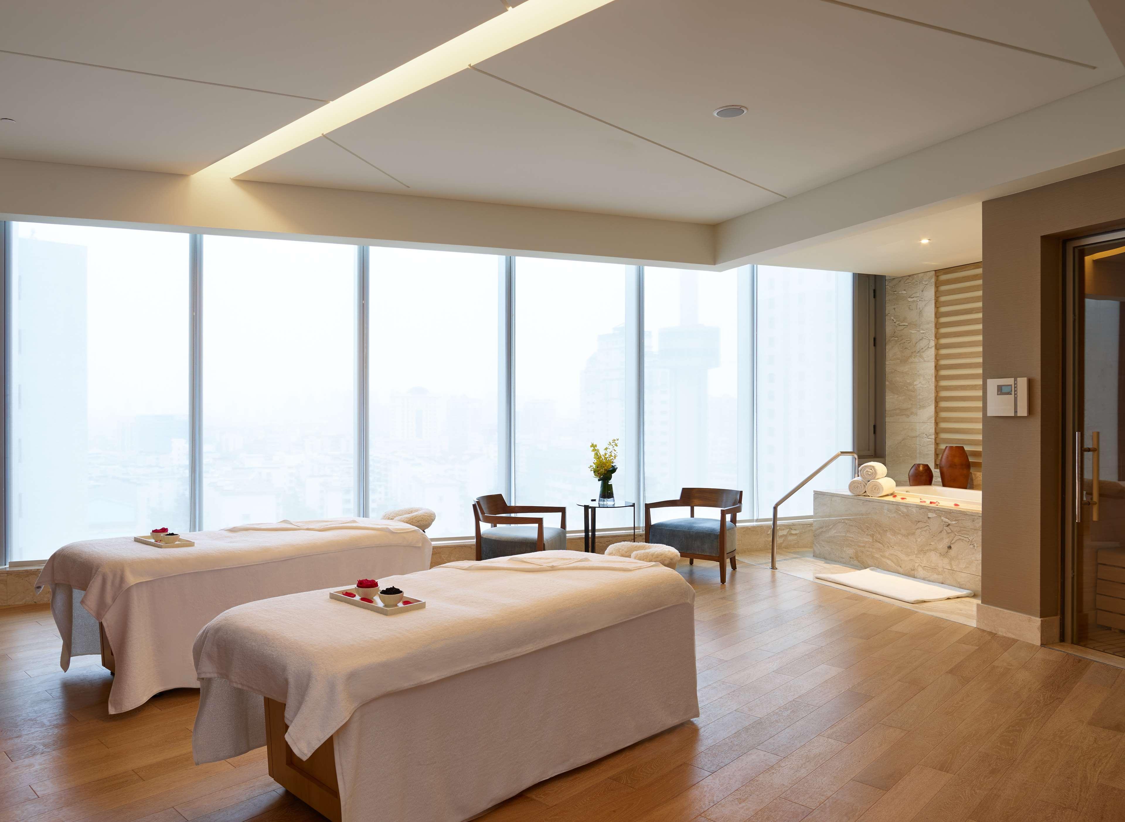 Hyatt Regency Wuxi Hotel Wuxi  Exterior photo